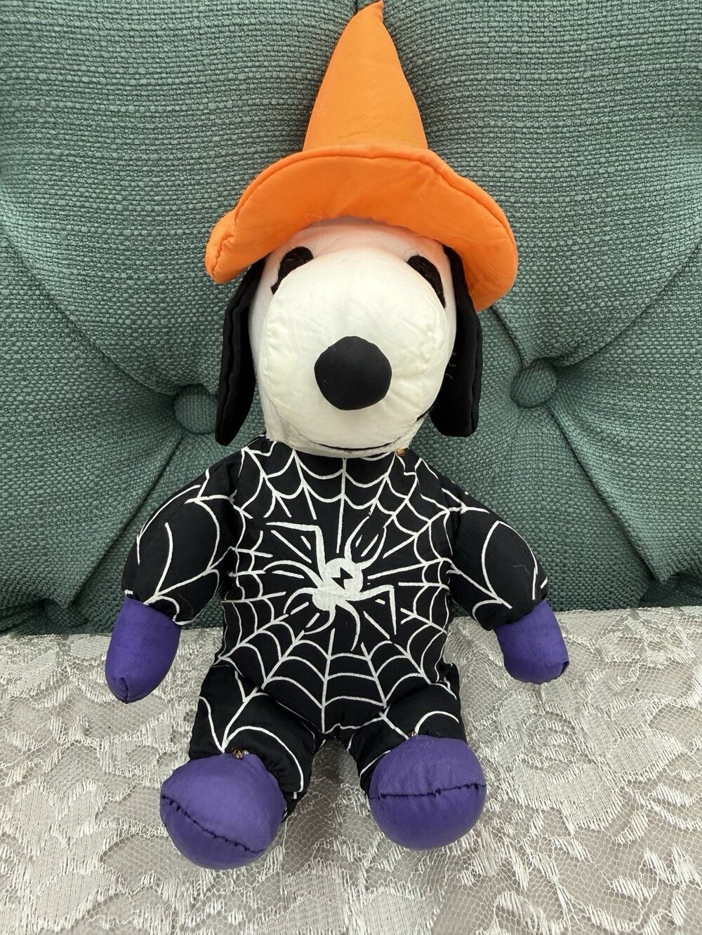 Vintage Peanuts Snoopy Witch Stuffed Plush Halloween Spider Web Hat Gift